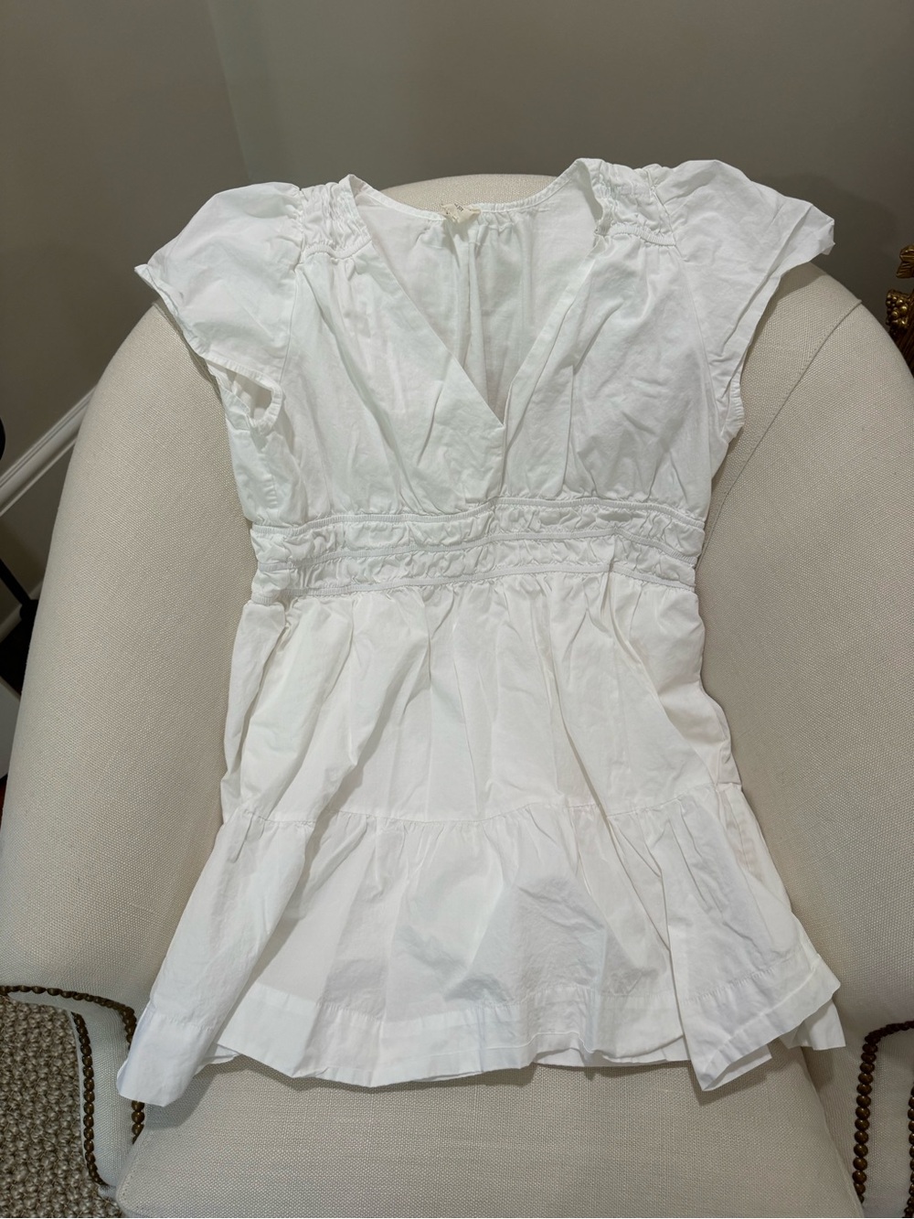 Marea By Liz Joy Women’s White Smocked Waist V-Neck mini Dress